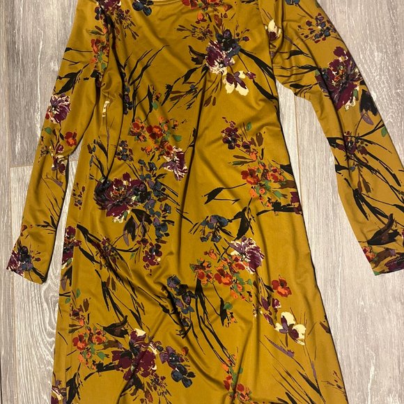 Betsy's Boutique Shop Small Polyester/Spandex Midi-Dress - Picture 3 of 12